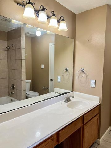 12110 Bowsman Drive, Tomball, TX 77377