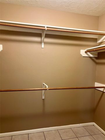 12110 Bowsman Drive, Tomball, TX 77377