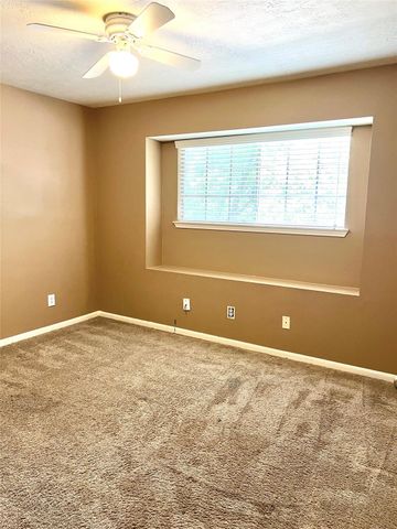 12110 Bowsman Drive, Tomball, TX 77377