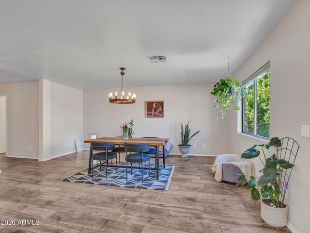 11480 W AUSTIN THOMAS Drive, Surprise, AZ 85378