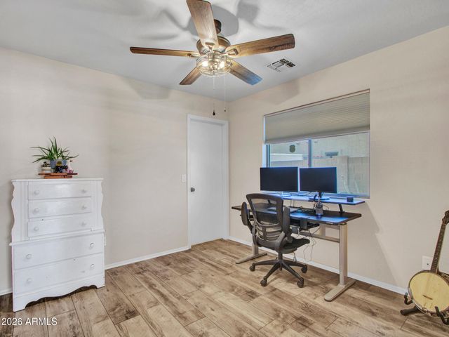 11480 W AUSTIN THOMAS Drive, Surprise, AZ 85378