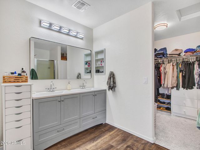 11480 W AUSTIN THOMAS Drive, Surprise, AZ 85378