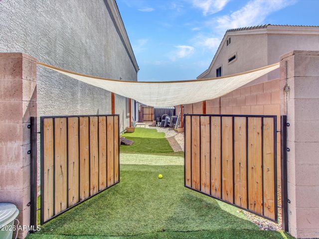 11480 W AUSTIN THOMAS Drive, Surprise, AZ 85378