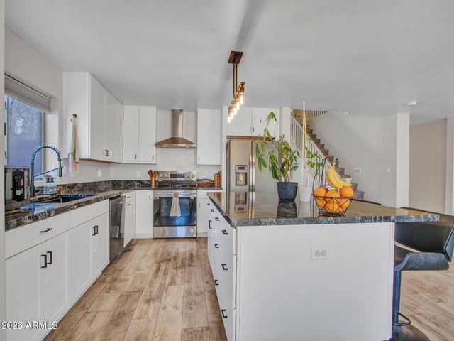 11480 W AUSTIN THOMAS Drive, Surprise, AZ 85378