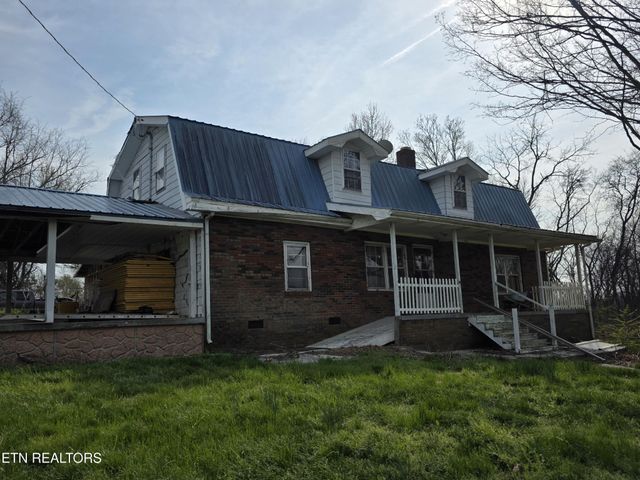 1019 Beardshire St, Sweetwater, TN 37874