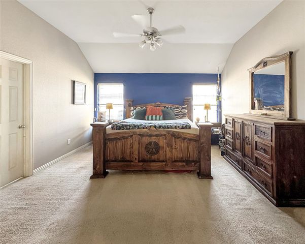 5228 Lake Grove Drive, Grand Prairie, TX 75052