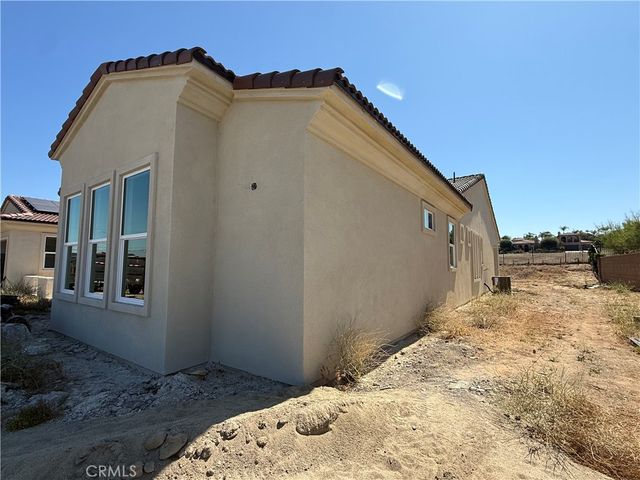 7928 Featherstone CT, Riverside, CA 92506