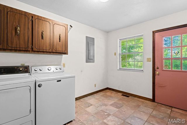 702 W Poplar Street, Mascoutah, IL 62258