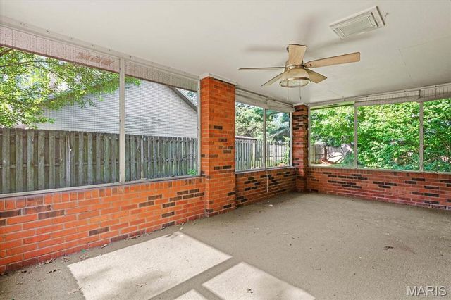 702 W Poplar Street, Mascoutah, IL 62258