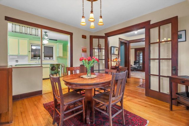 2025 Dickson PLACE, Madison, WI 53713