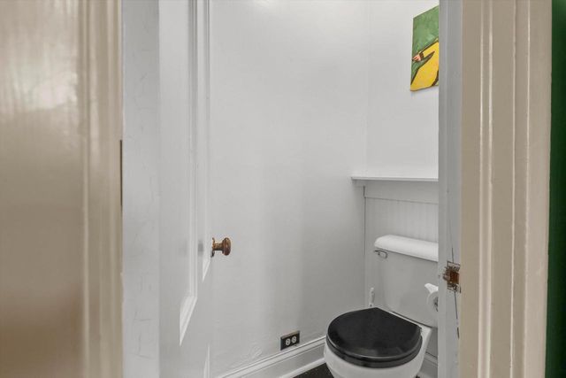 2025 Dickson PLACE, Madison, WI 53713