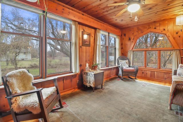 2025 Dickson PLACE, Madison, WI 53713