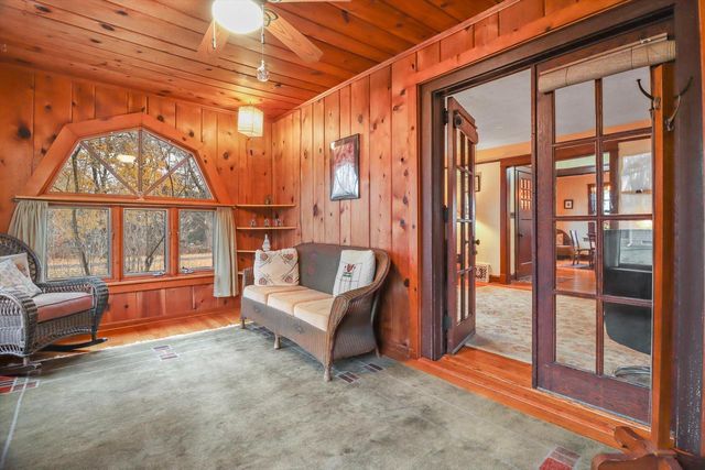 2025 Dickson PLACE, Madison, WI 53713