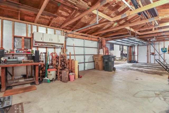 2025 Dickson PLACE, Madison, WI 53713