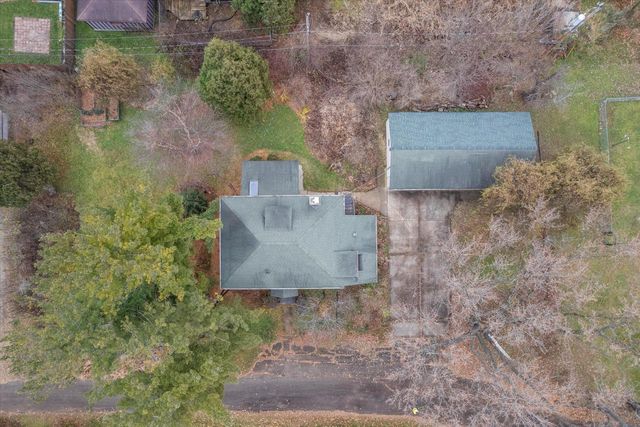 2025 Dickson PLACE, Madison, WI 53713