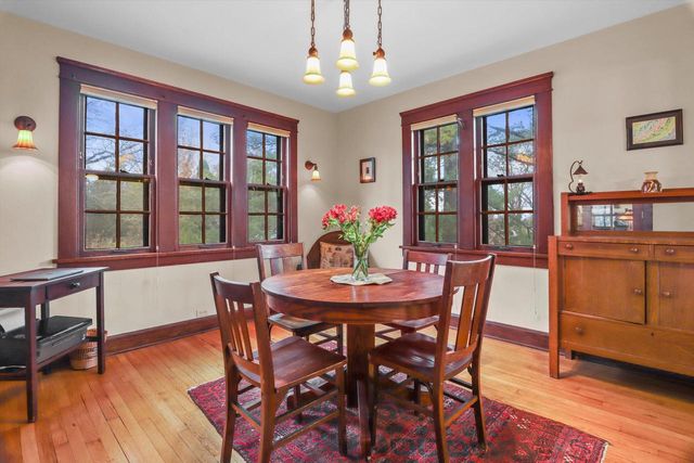 2025 Dickson PLACE, Madison, WI 53713