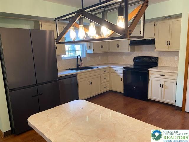 271 Park Terrace Court, Bath Boro, PA 18014