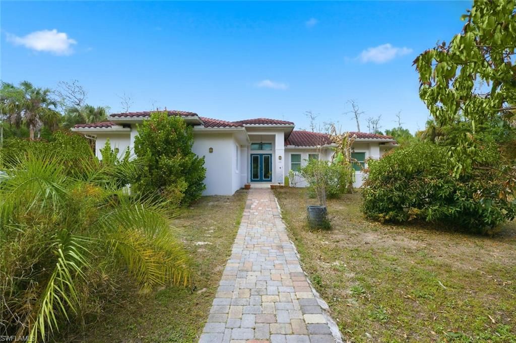 181 35th AVE NE, NAPLES, FL 34120 — photo 2