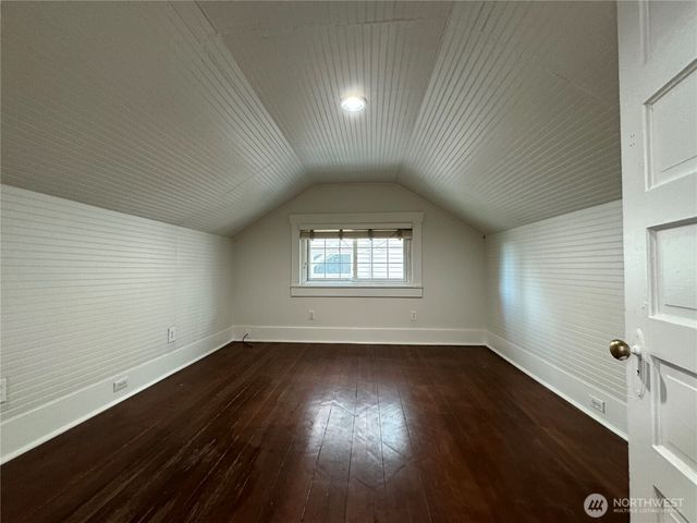 811 NE 66th Street, Seattle, WA 98115