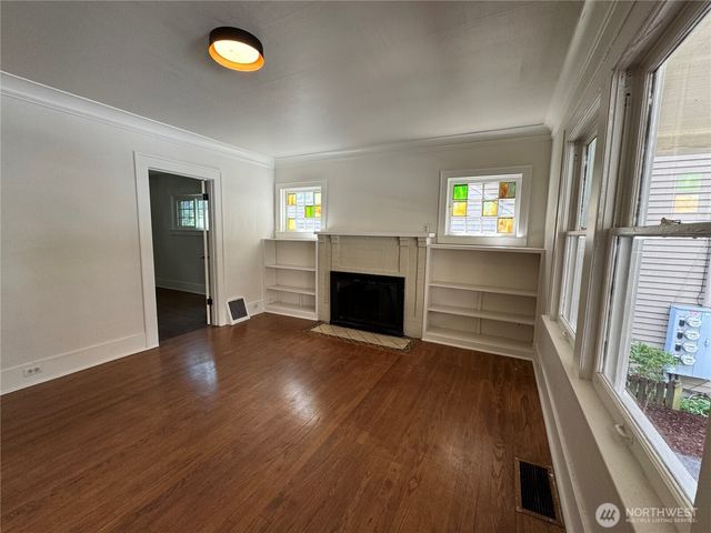 811 NE 66th Street, Seattle, WA 98115