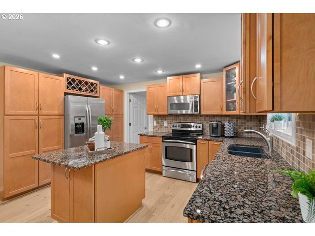 14325 Sw 22ND St, Beaverton, OR 97008