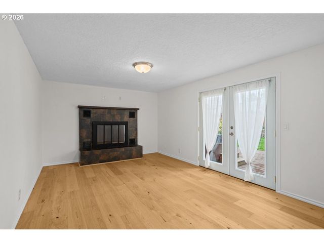 14325 Sw 22ND St, Beaverton, OR 97008