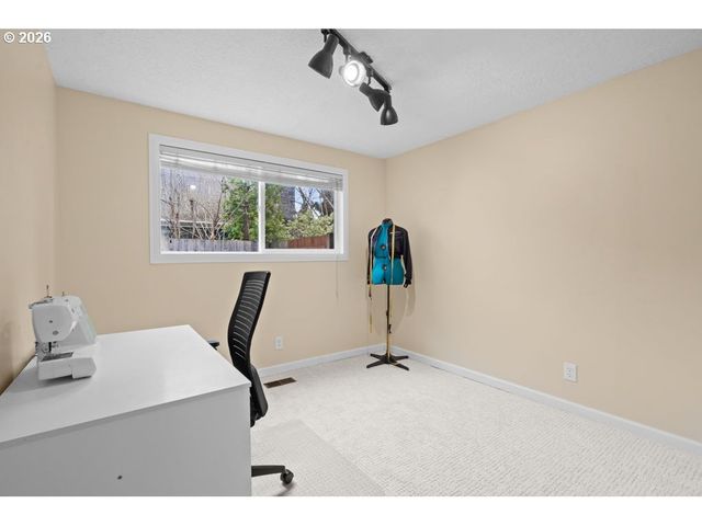 14325 Sw 22ND St, Beaverton, OR 97008