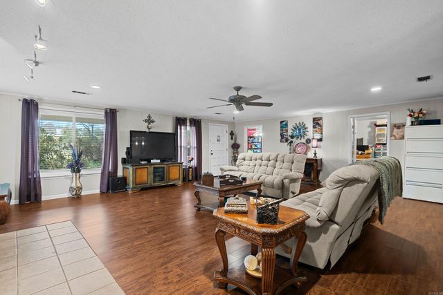 3284 Finch Road, Bismarck, AR 71929