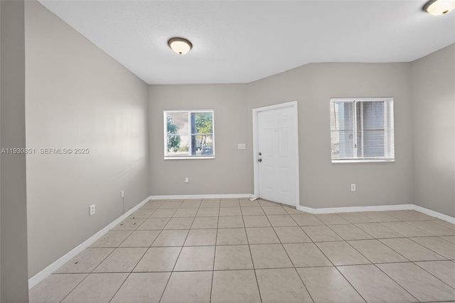 1614 SE 31st Ct, Homestead, FL 33035