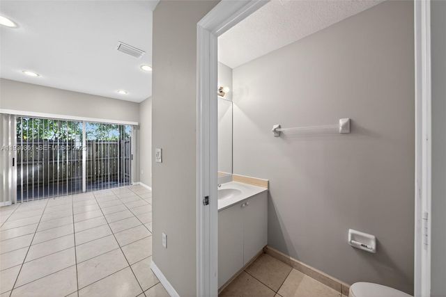 1614 SE 31st Ct, Homestead, FL 33035