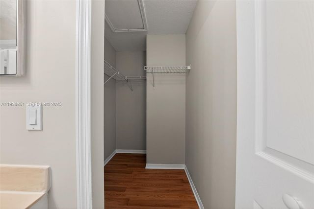 1614 SE 31st Ct, Homestead, FL 33035