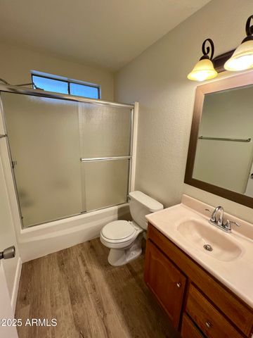 2043 E JEROME Avenue, Mesa, AZ 85204