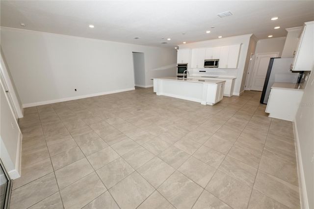 375 VILLA SORRENTO CIRCLE, Haines City, FL 33844