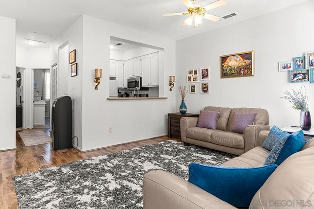 6113 Paseo Granito, Carlsbad, CA 92009