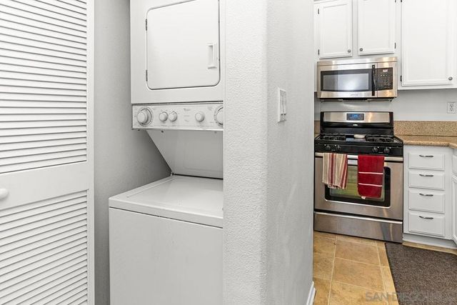 6113 Paseo Granito, Carlsbad, CA 92009