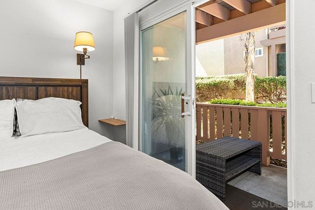 6113 Paseo Granito, Carlsbad, CA 92009