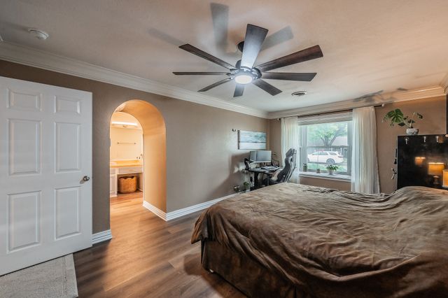 1227 Farnham Court E, Irving, TX 75062