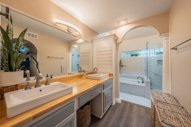 1227 Farnham Court E, Irving, TX 75062