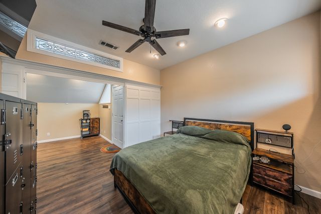 1227 Farnham Court E, Irving, TX 75062