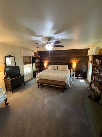 210 E Cammack Street, Shawnee, OK 74804