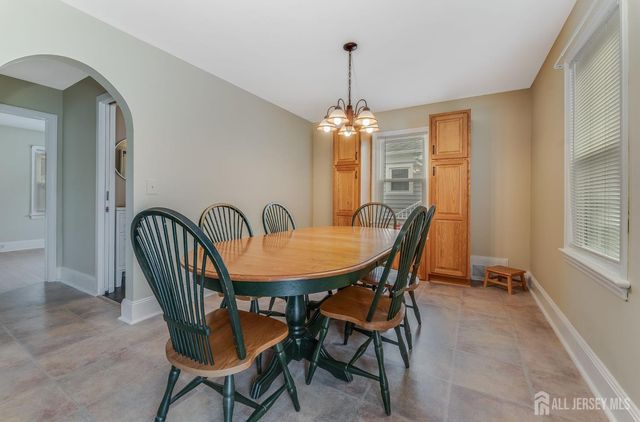 38 Eastern States Parkway, Somerville, NJ 08876