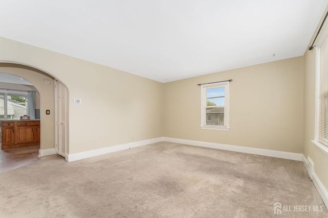 38 Eastern States Parkway, Somerville, NJ 08876