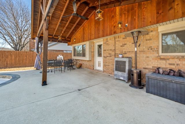 2418 Slaton Drive, Grand Prairie, TX 75052