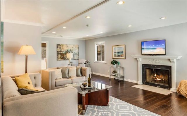 1419 Goodman Avenue, Redondo Beach, CA 90278