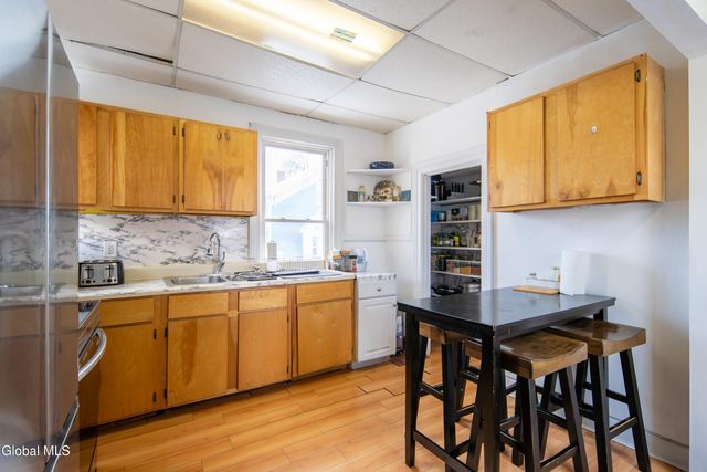 703 Union Street, Schenectady, NY 12305