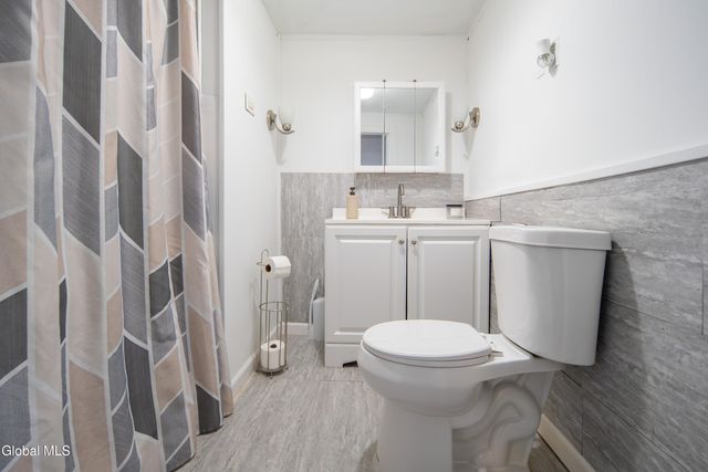 703 Union Street, Schenectady, NY 12305