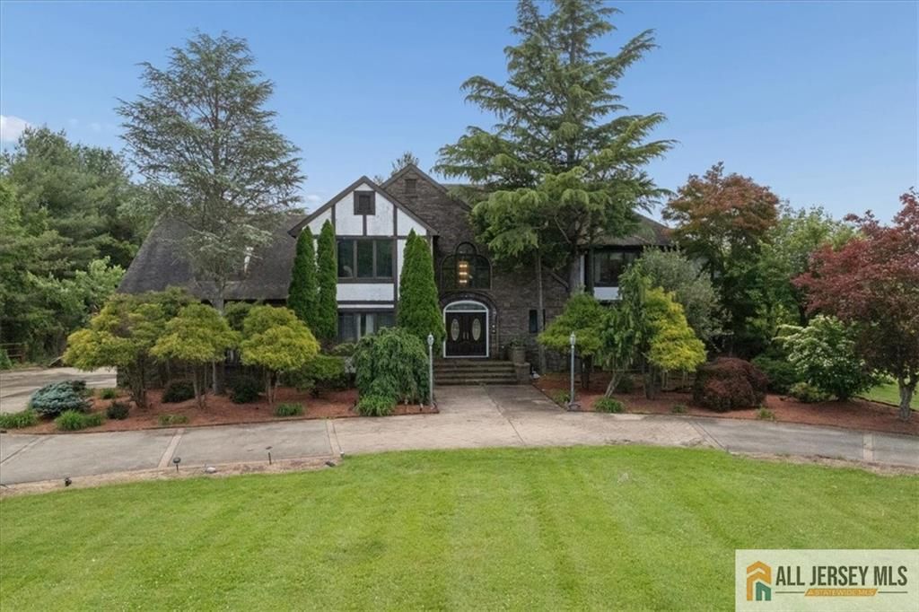167 Federal Road, Monroe, NJ 08831