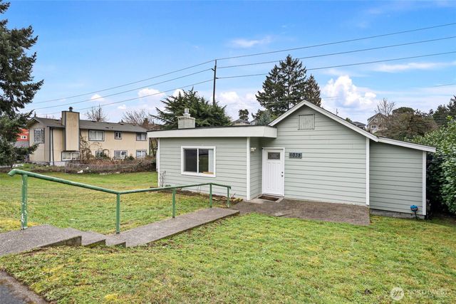 6035 S Cheyenne Street, Tacoma, WA 98409
