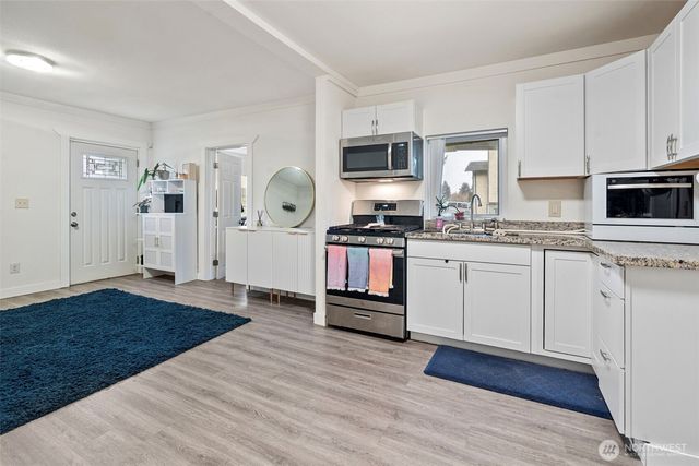 6035 S Cheyenne Street, Tacoma, WA 98409