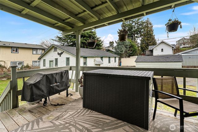 6035 S Cheyenne Street, Tacoma, WA 98409